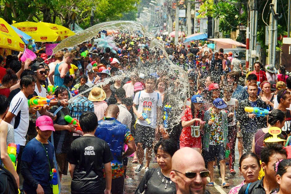 Люди на фестивали в Таиланде