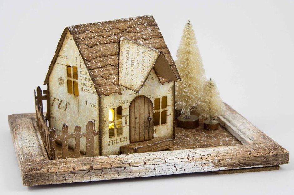 Деревенский домик зимой из картона