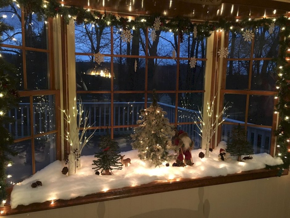Новогодние украшения на панорамные окна