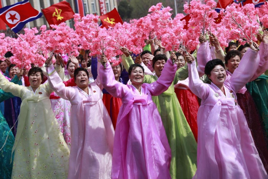 Парад цветов Северной Кореи
