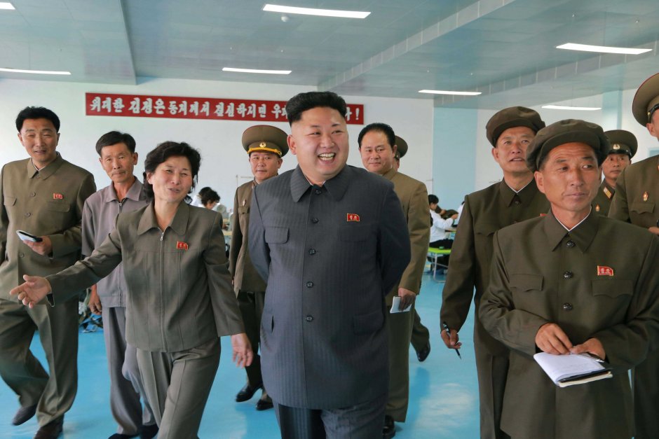 Ким Чен Ын и генералы