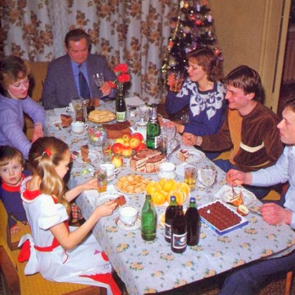 Новогодний стол в СССР