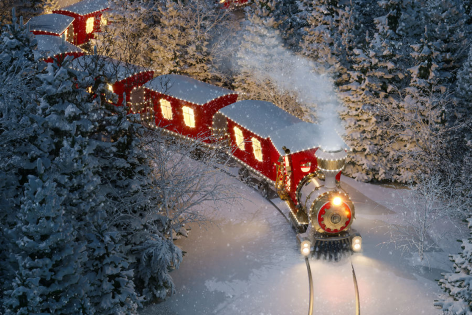 Красивый поезд новогодний
