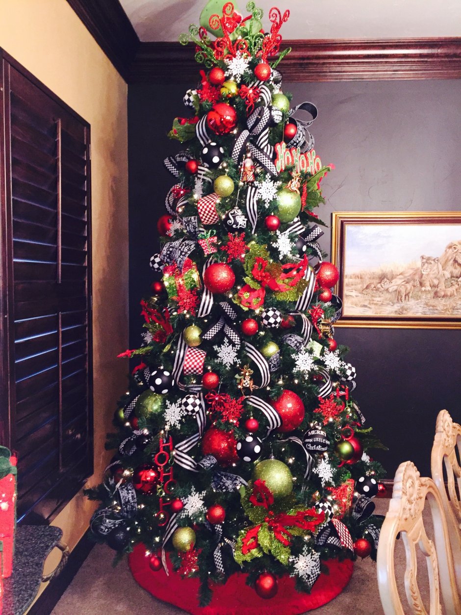Черный красный украшение новогодней елки