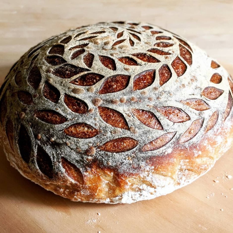 Красивые узоры на хлебе