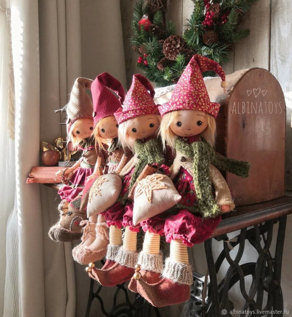 Новогодние куклы Гномы