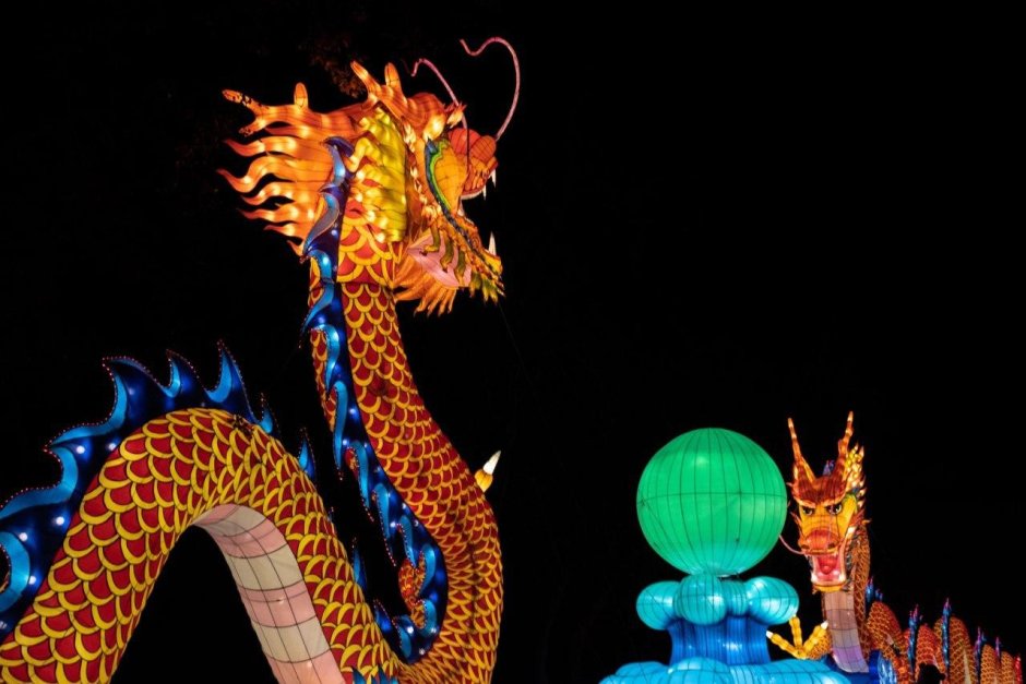 Китайский дракон парад
