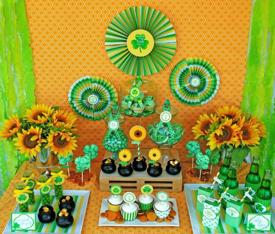 Детский праздник в желто-зеленом цвете