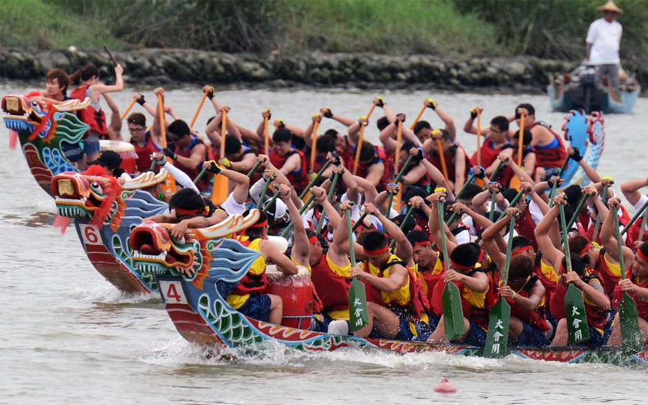Праздник Dragon Boat Festival