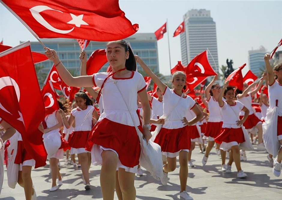 23 Апреля- день детей и национальной независимости Турции