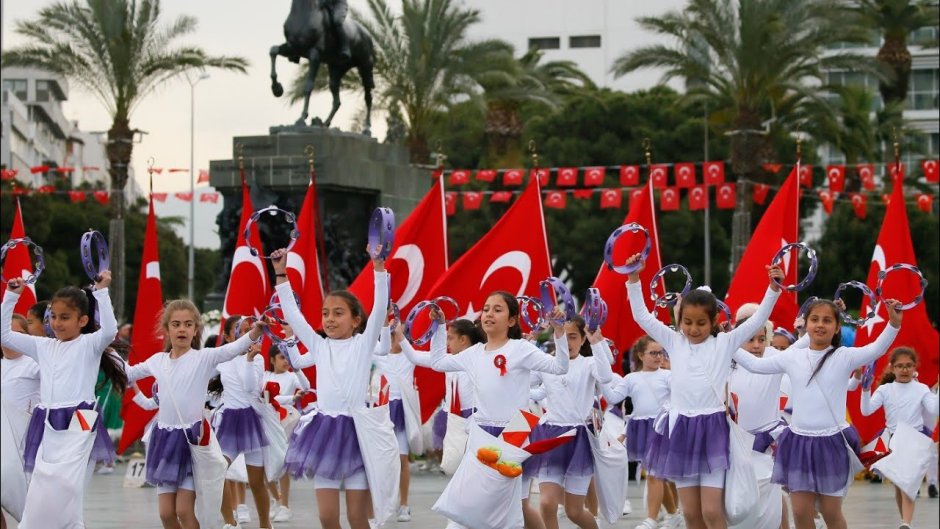 День молодежи в Турции