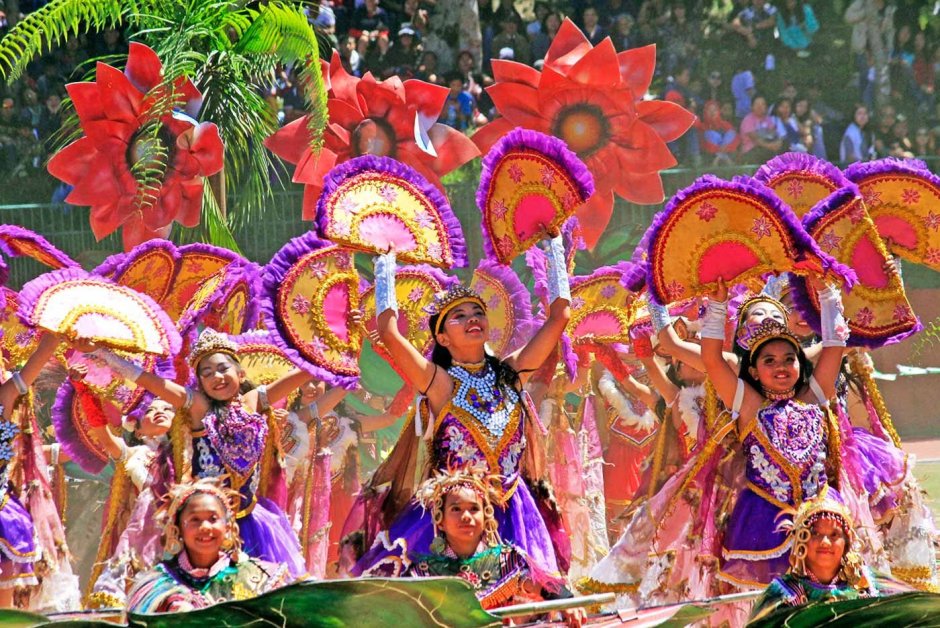 Филиппины традициифестифаль Панагбенга