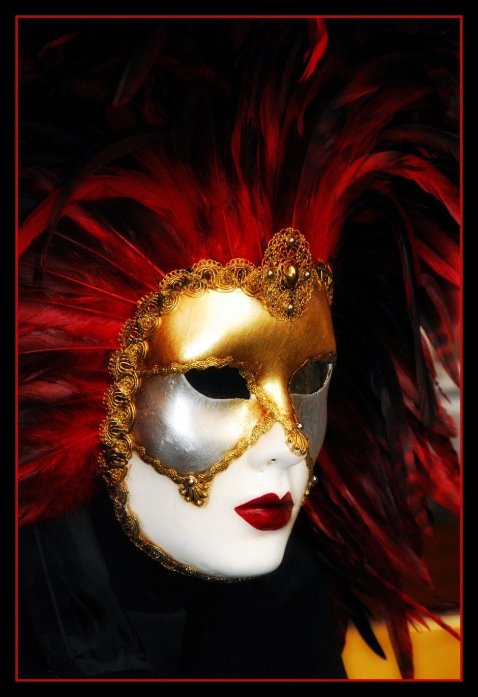 Карнавальная маска «человек»