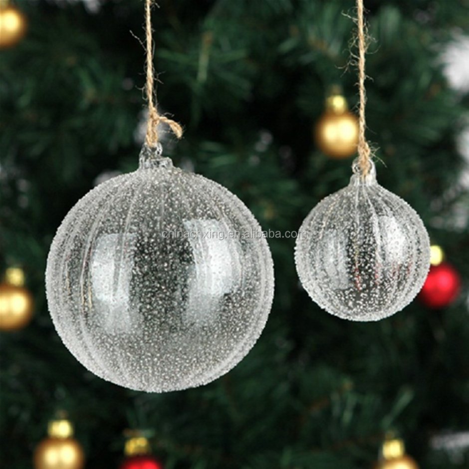 Стеклянные шары на елку