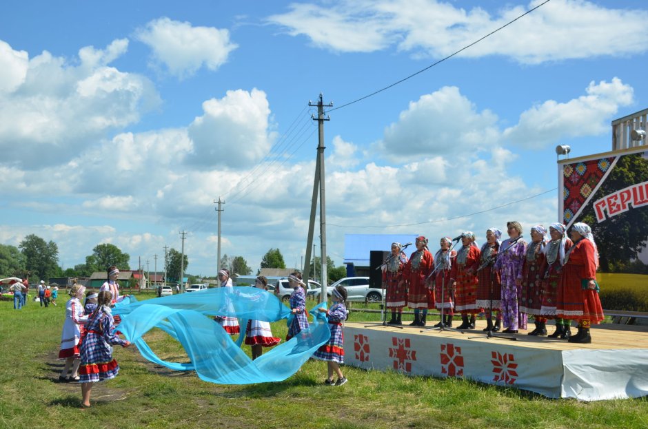 Школьный Удмуртский праздник