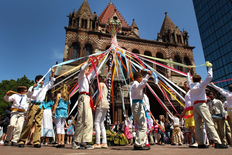 The Maypole праздник в Англии