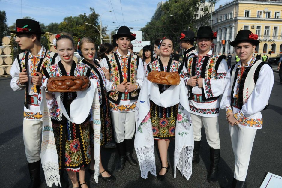 Молдаване народ