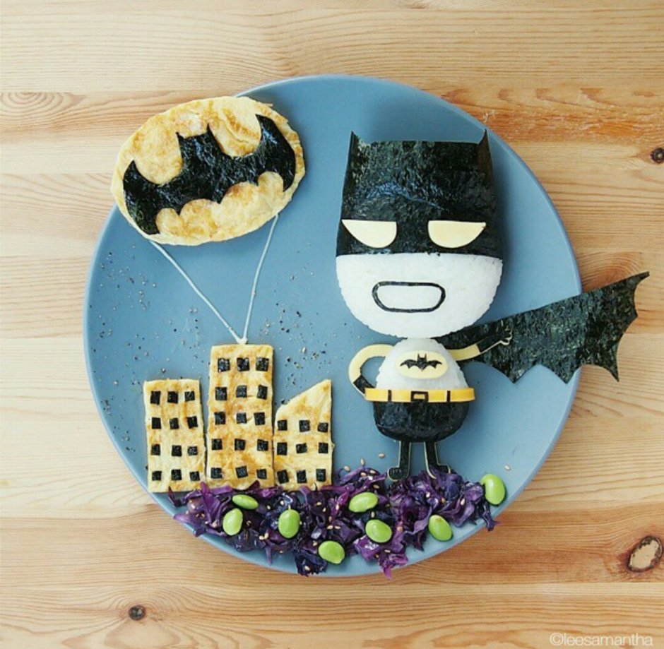 Бенто торт в стиле Бэтмен