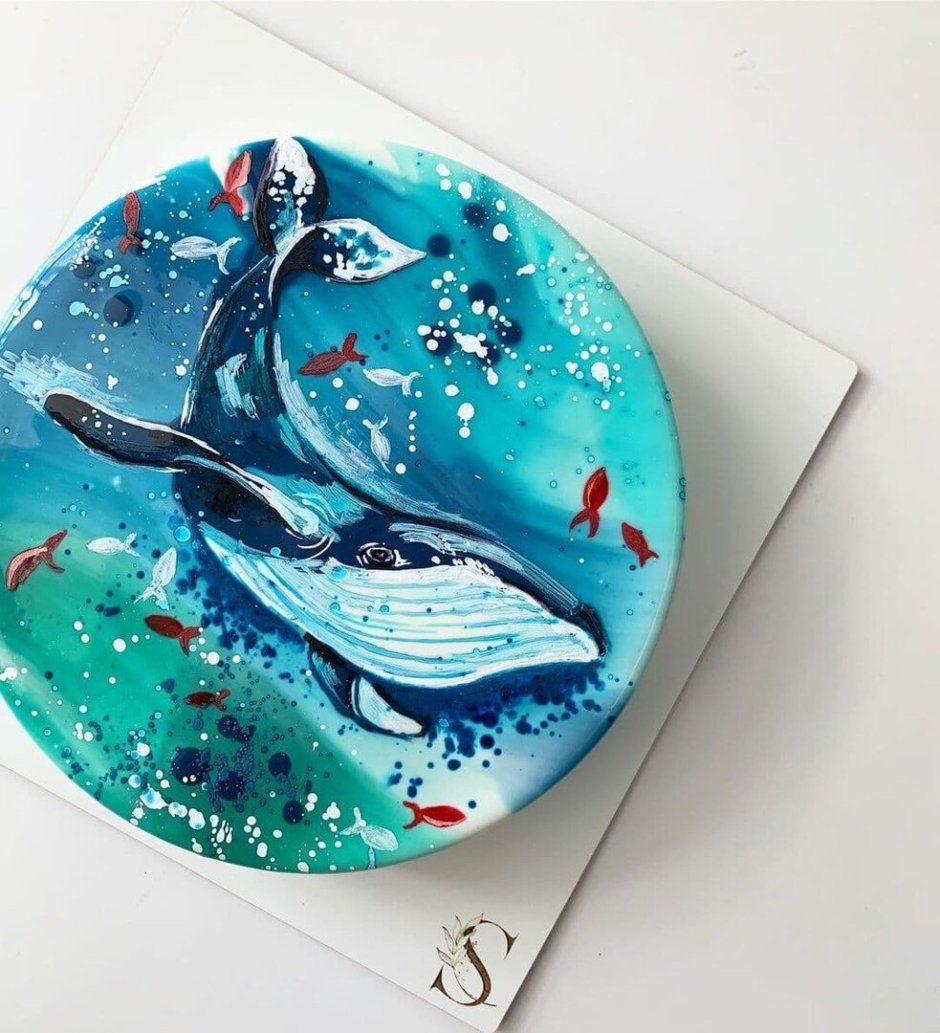 Торт в виде кита
