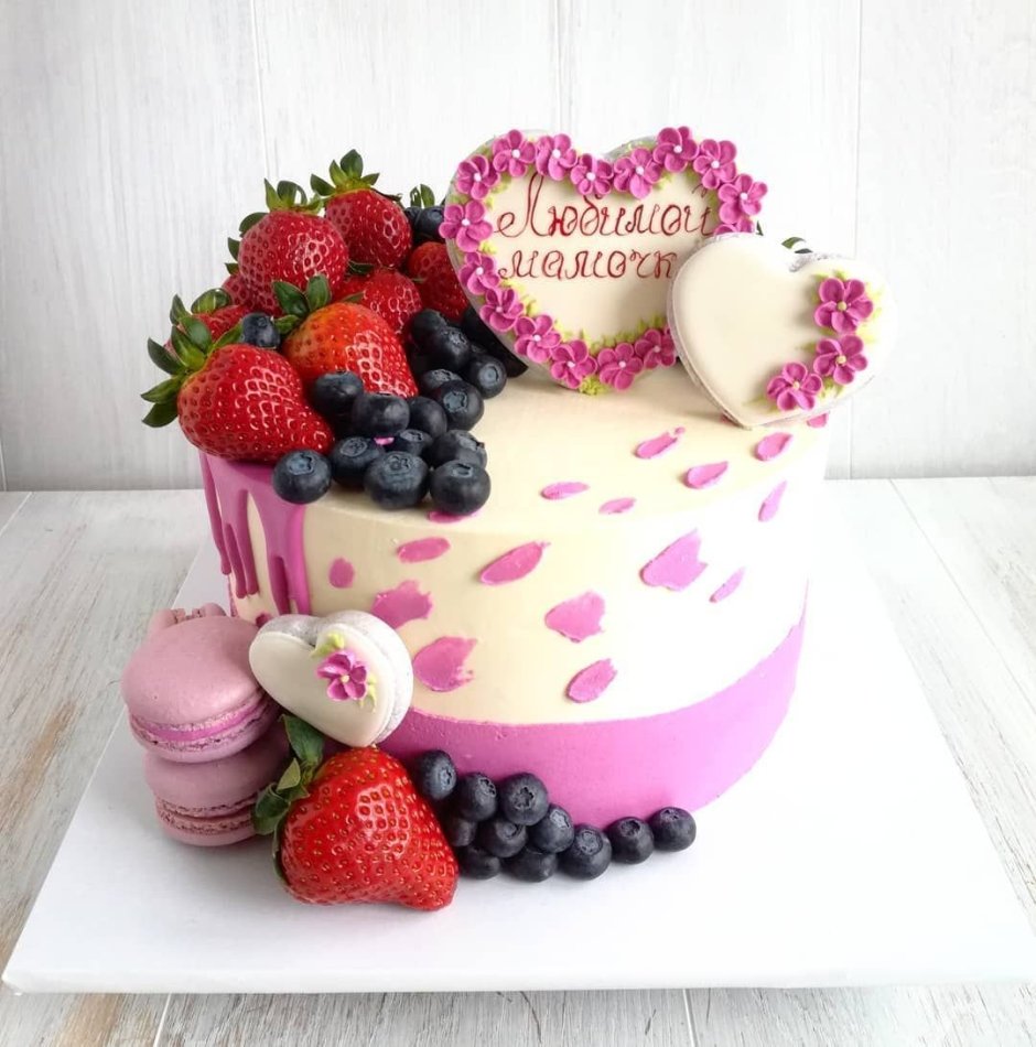 Красивый торт дочке