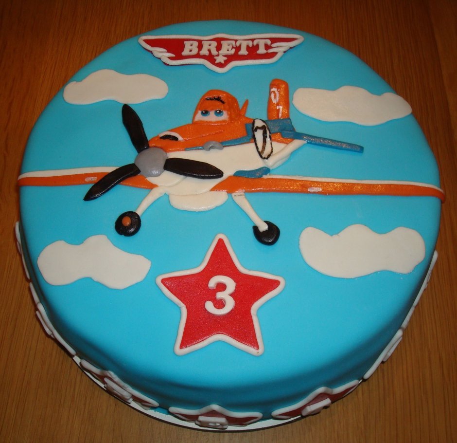 Торт с нарисованным самолетиком