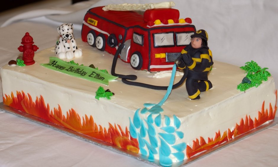 Торт пожарная машина с пожарным