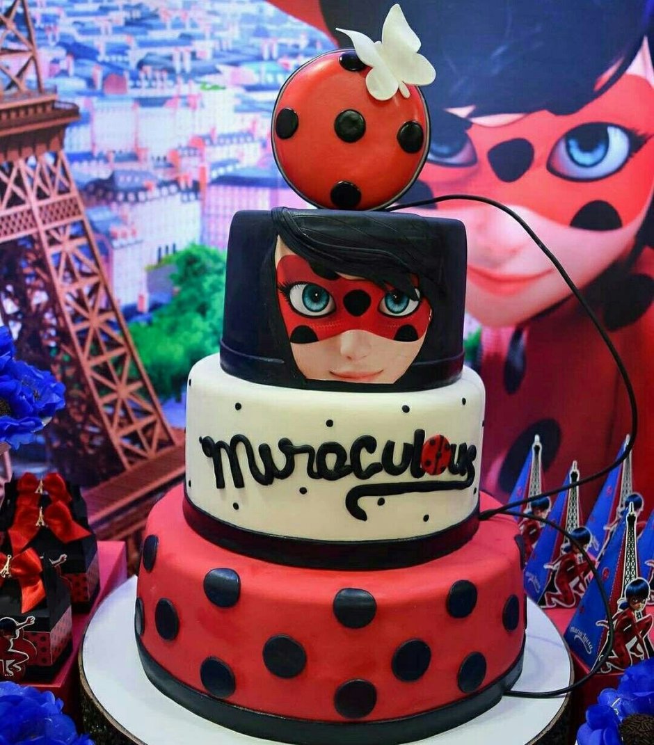 Торт Ladybug