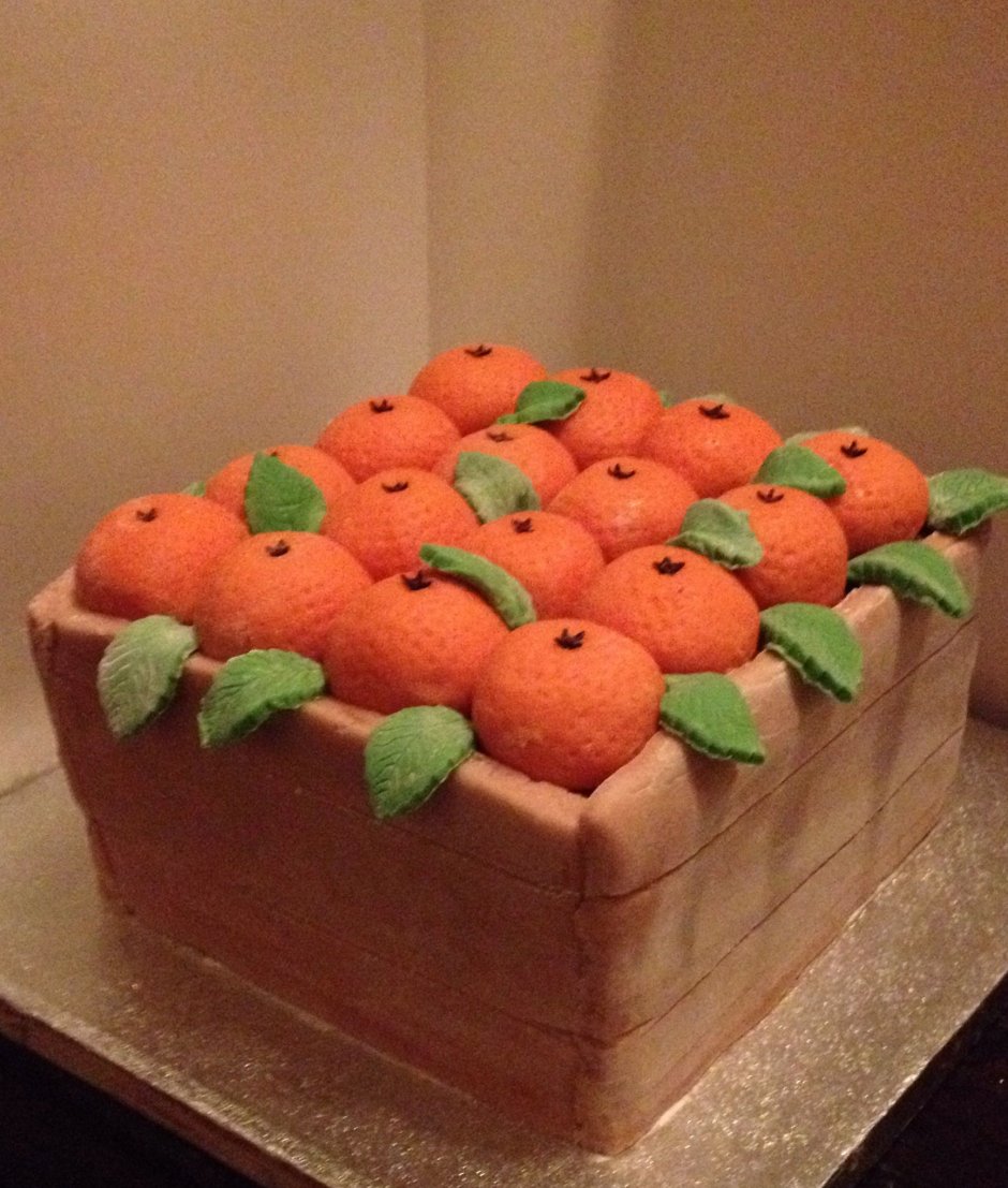 Торт коробка с мандаринами