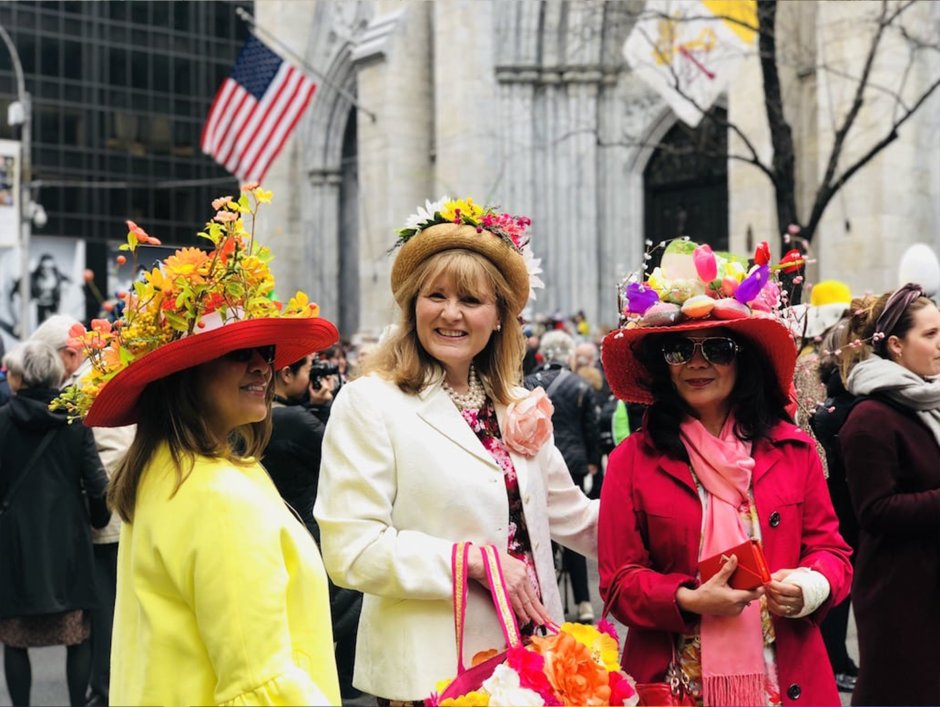 Парад пасхальных шляп в Нью-Йорке