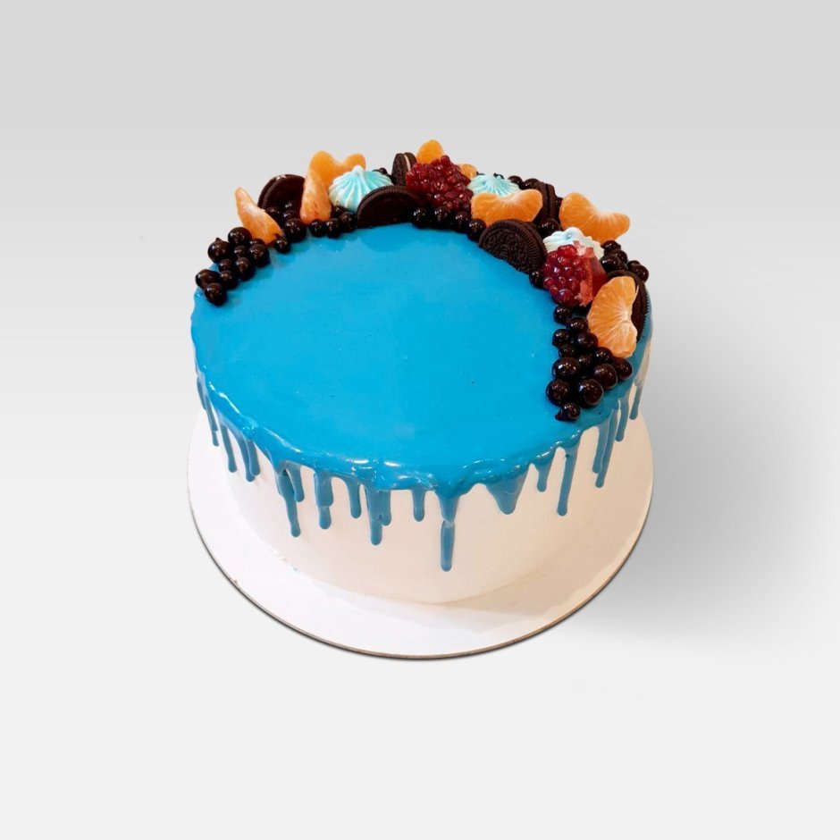 Торт с голубой глазурью