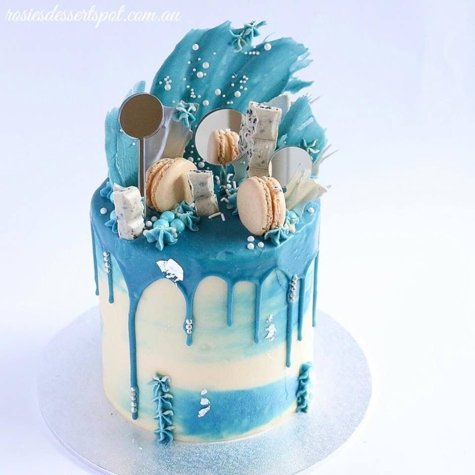 Синий мужской торт