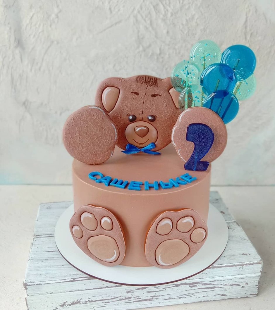 Торт мишка с шариками