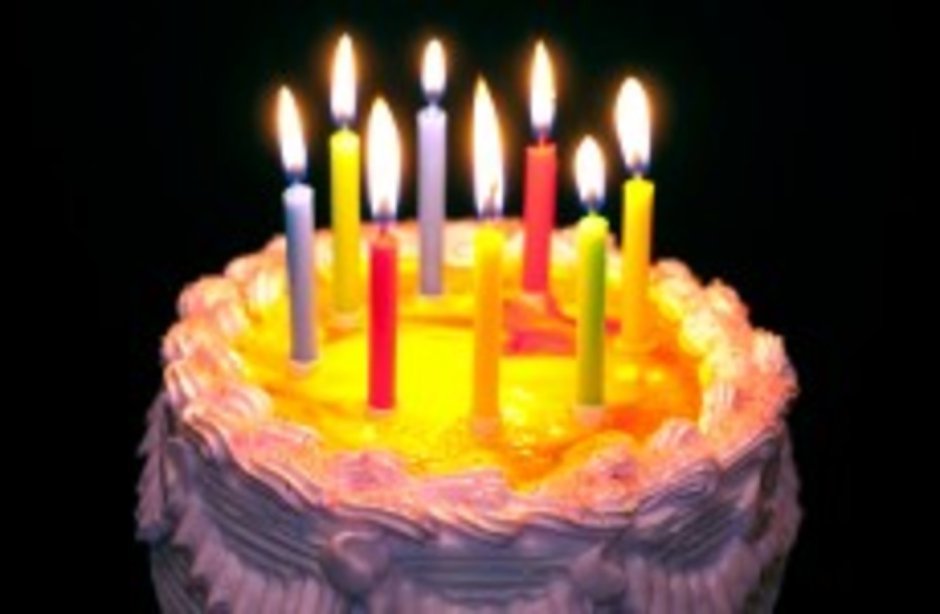 Сказочный торт со свечами