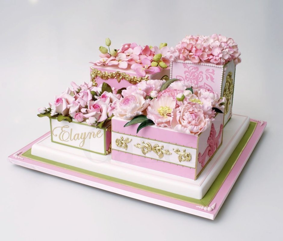 Квадратный торт для девочки с цветами