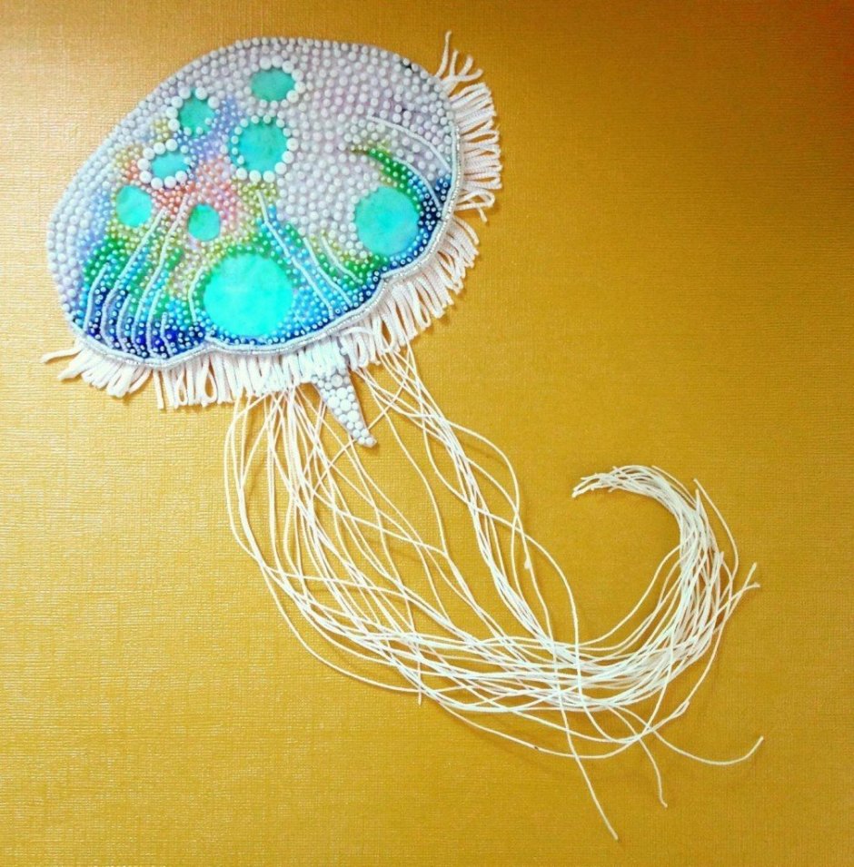 Медуза из ниток
