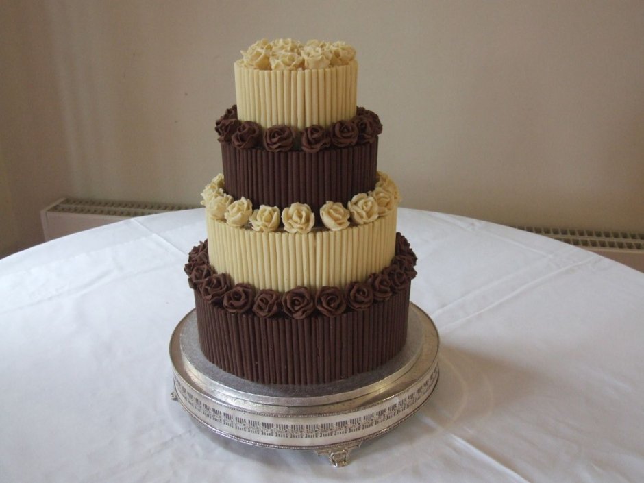 Торты в белом шоколаде полеты коричневым на свадьбу