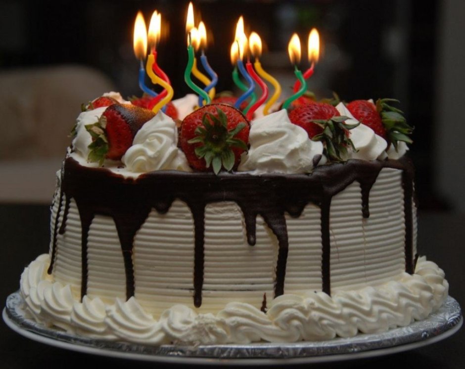 Огромный торт с днем рождения