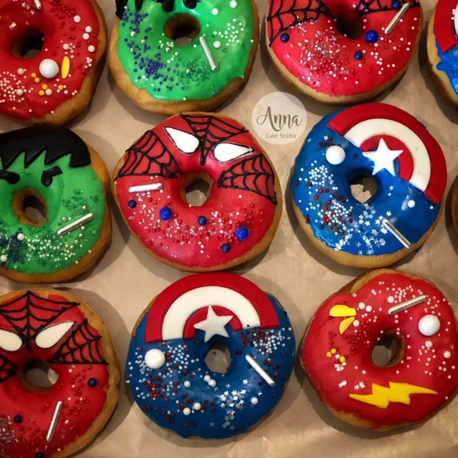 Пончики с супергероями