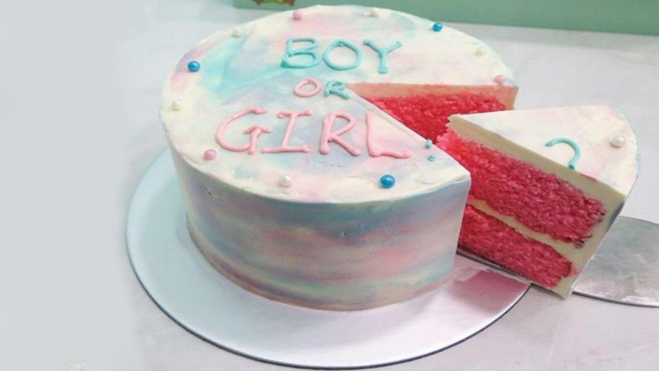 Торт на гендер пати в разрезе
