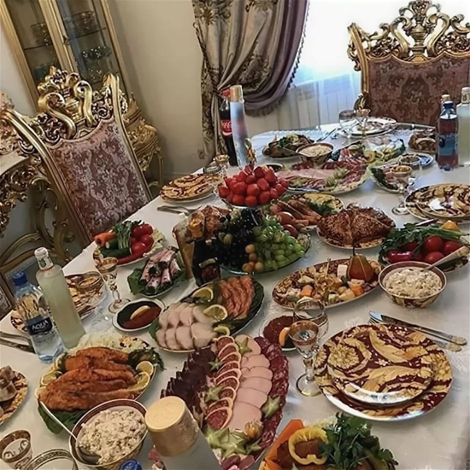 Армянский праздничный стол