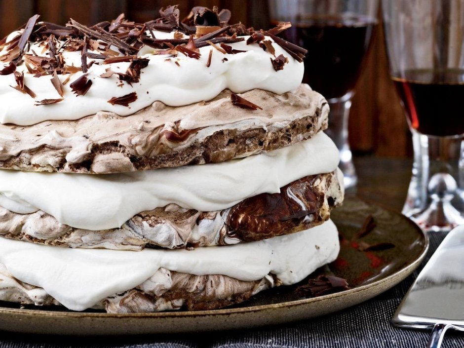 Торт "безе с фундуком" (Hazelnut Meringue Cake)