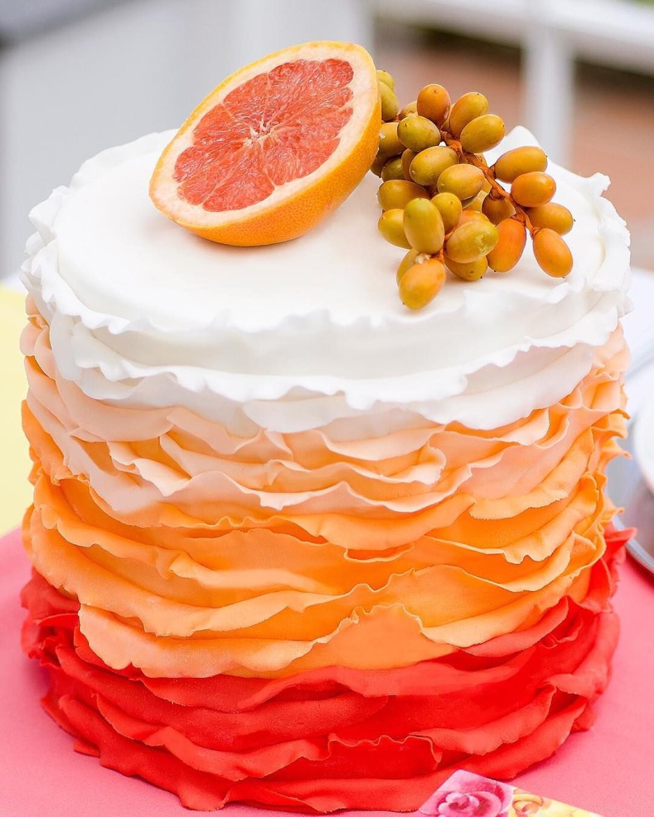 Оранжевый кремовый тортик