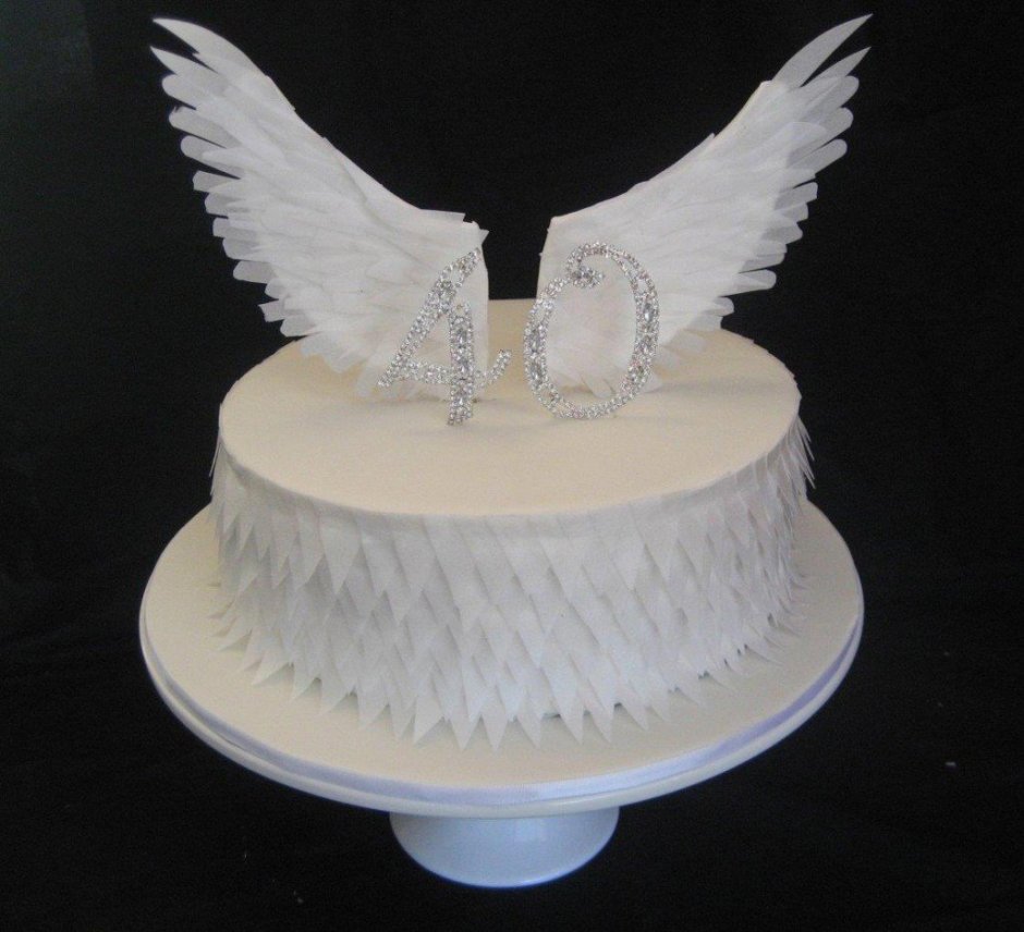 Торт с крыльями