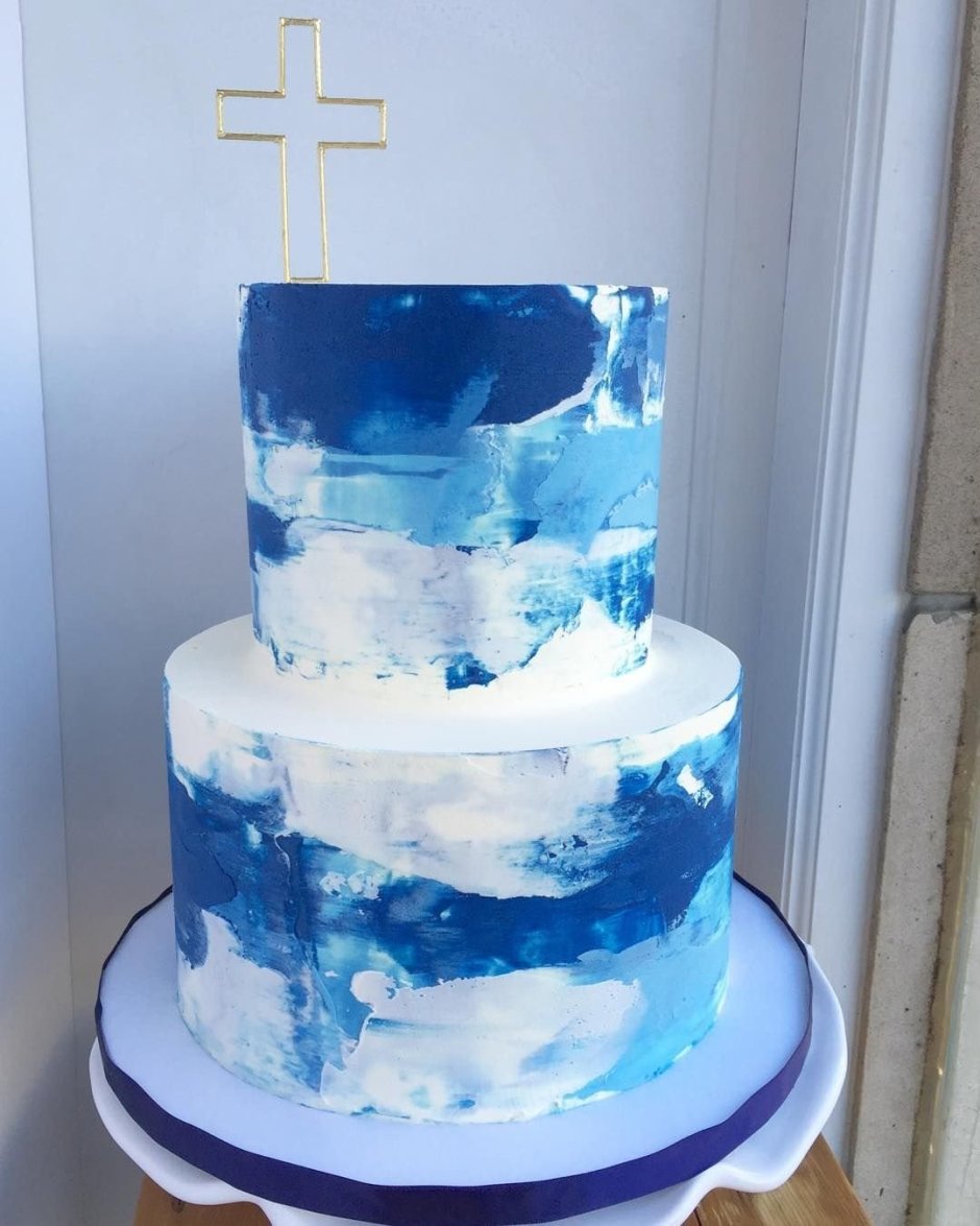Торт с синими мазками