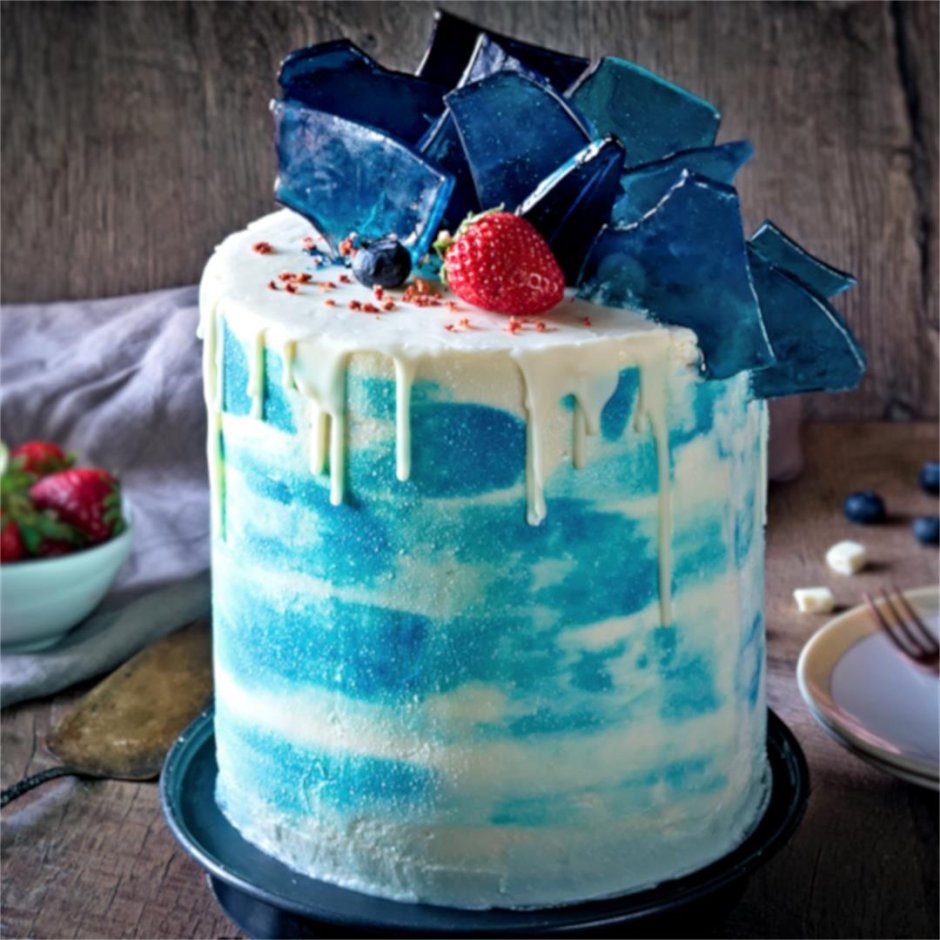 Торт с голубым бисквитом
