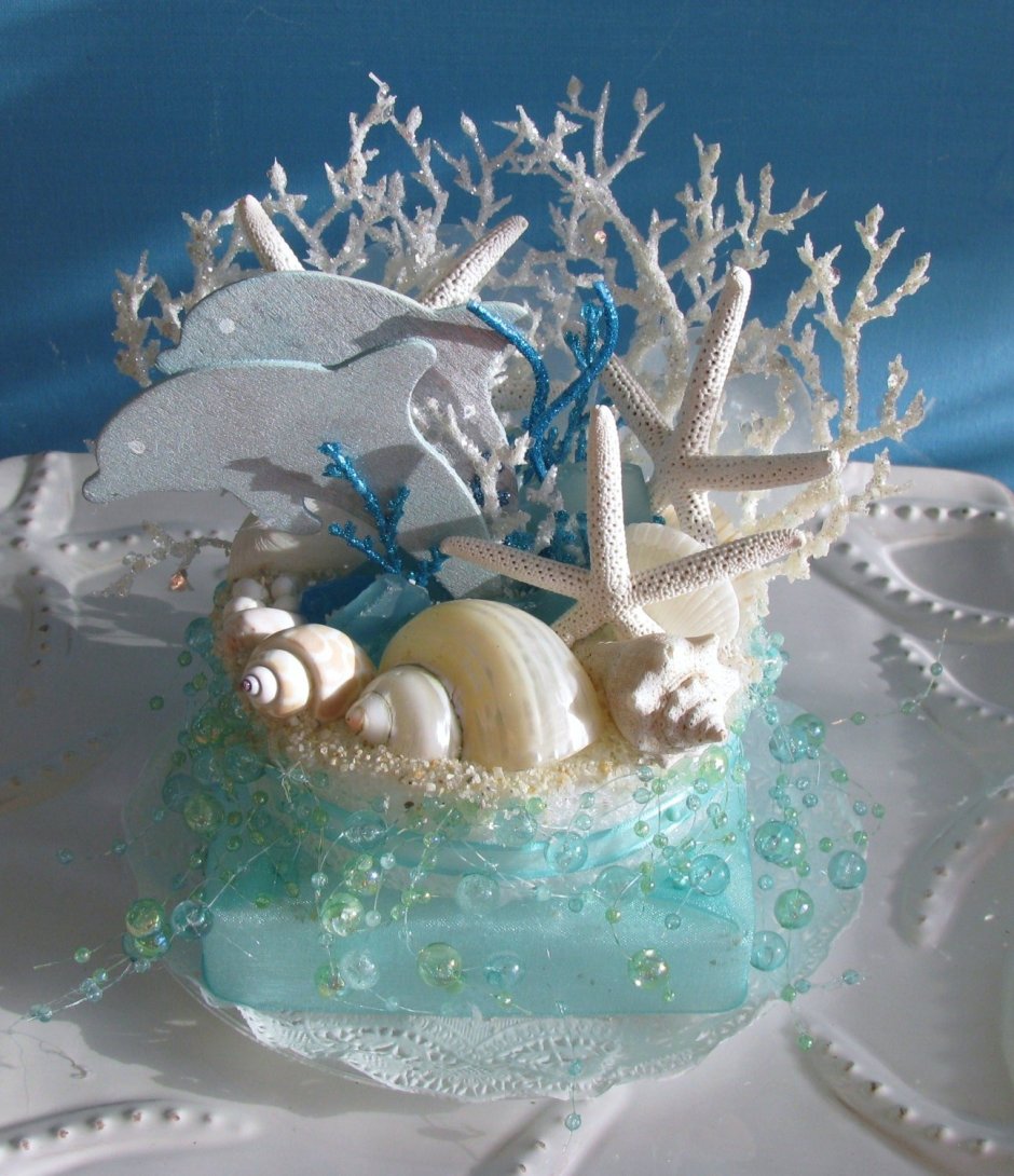 Торт с кораллами и ракушками