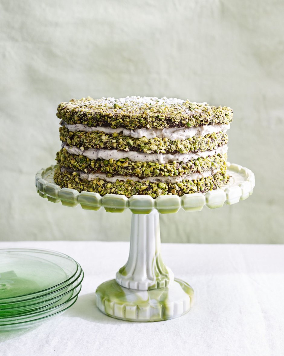 Pistachio Cake клематис