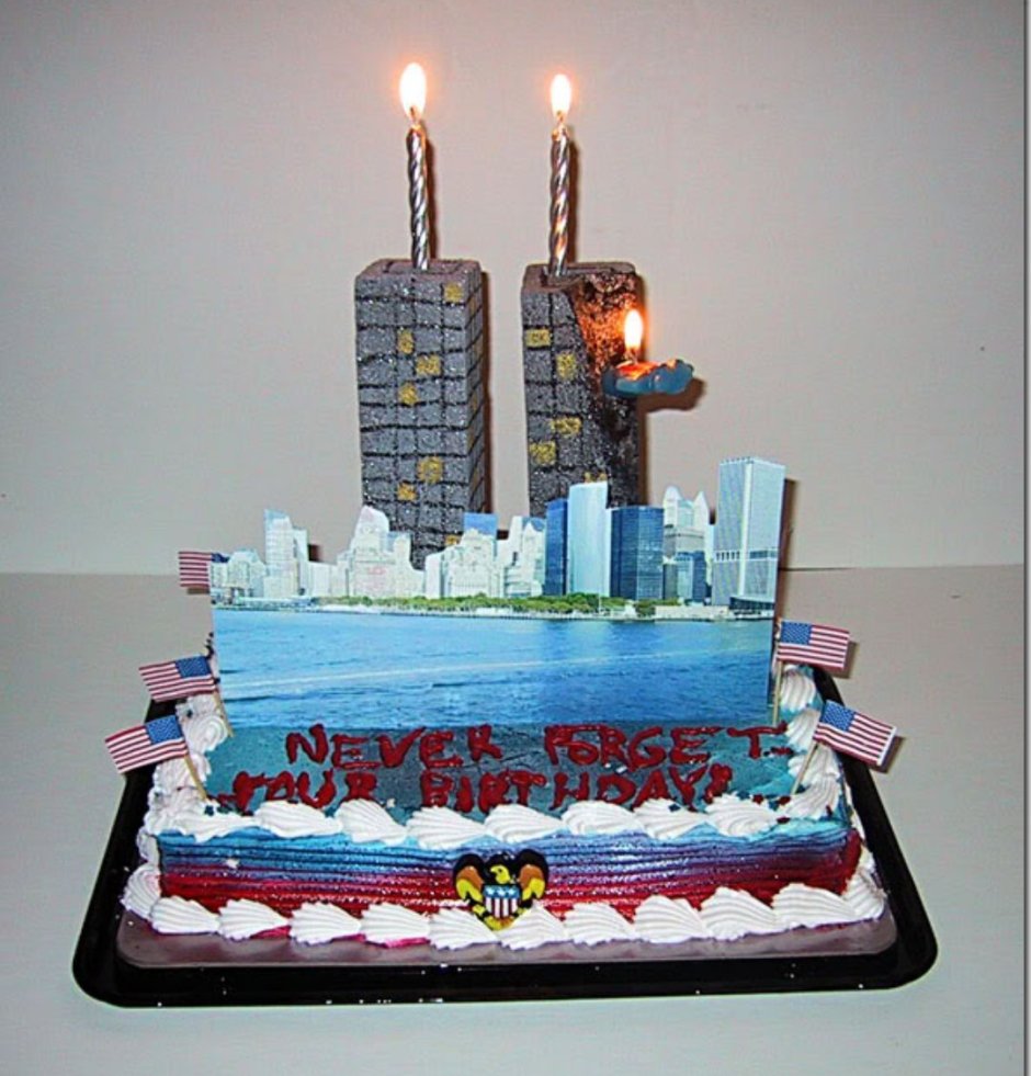 Торт в виде небоскреба