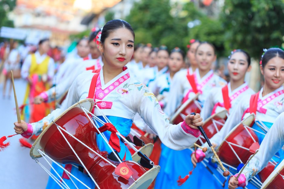Национальные праздники южной кореи