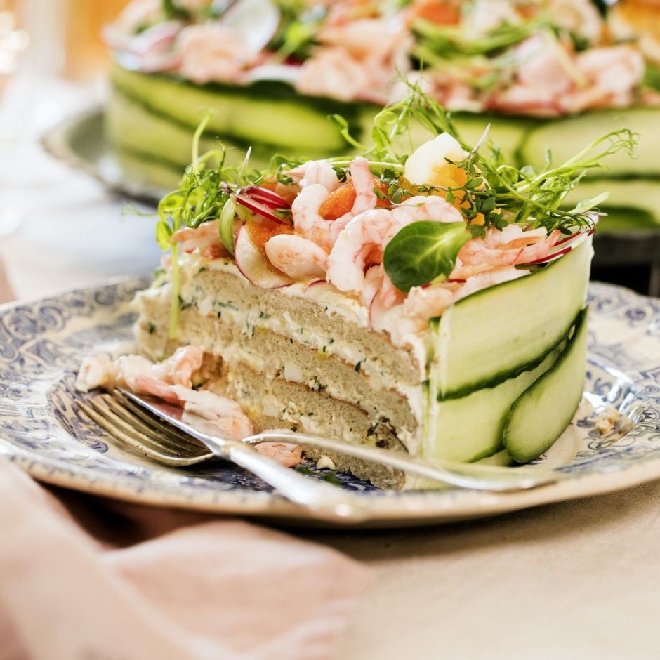 Шведский бутербродный торт Smorgastarta